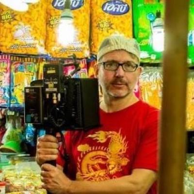 Autor und Regisseur Florian Gärtner bei Dreharbeiten in Thailand